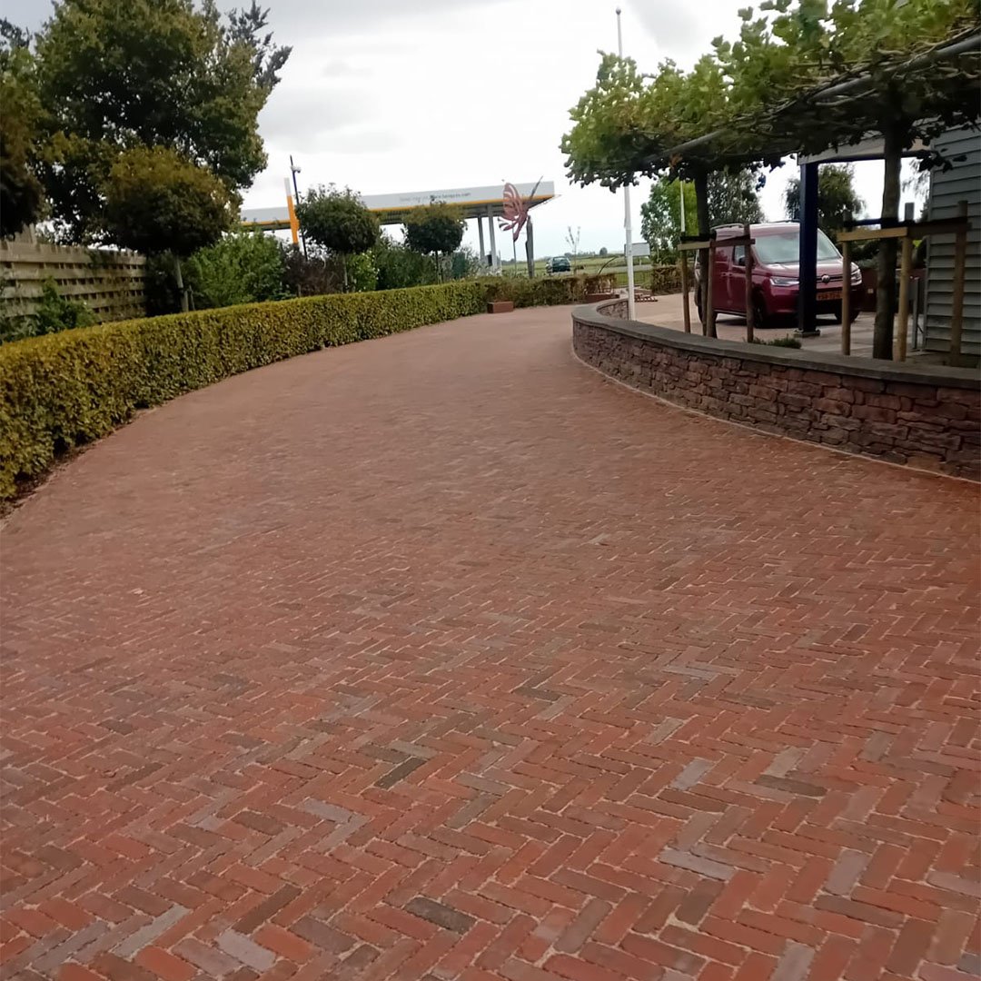 S Meester Bestratingen_0001_WhatsApp Image 2025-03-27 at 10.01.48