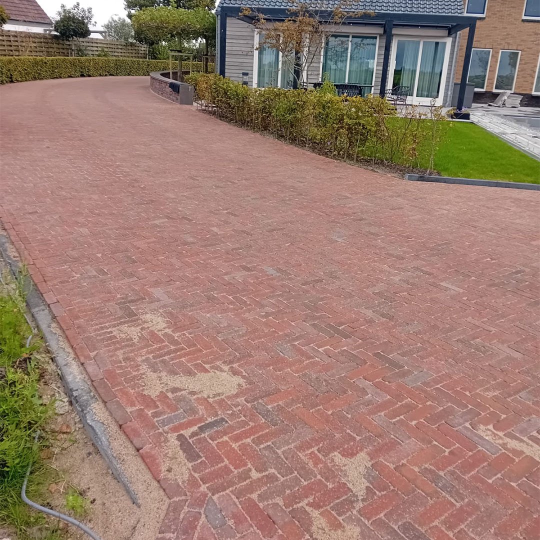 S Meester Bestratingen_0005_WhatsApp Image 2025-03-27 at 10.02.16